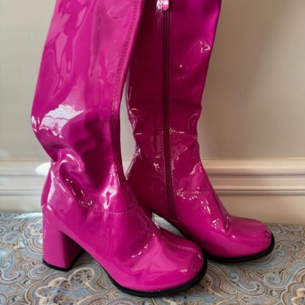 HOT PINK Go Go boots. Elle Woods. Barbie. Patent Leatherette Size 7